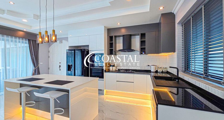 For sale 4 bed house in Bang Lamung, Chonburi