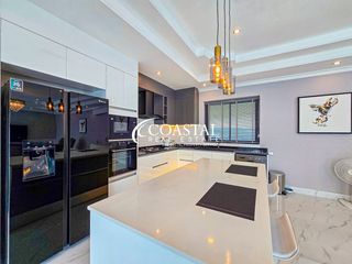 For sale 4 bed house in East Pattaya, Pattaya