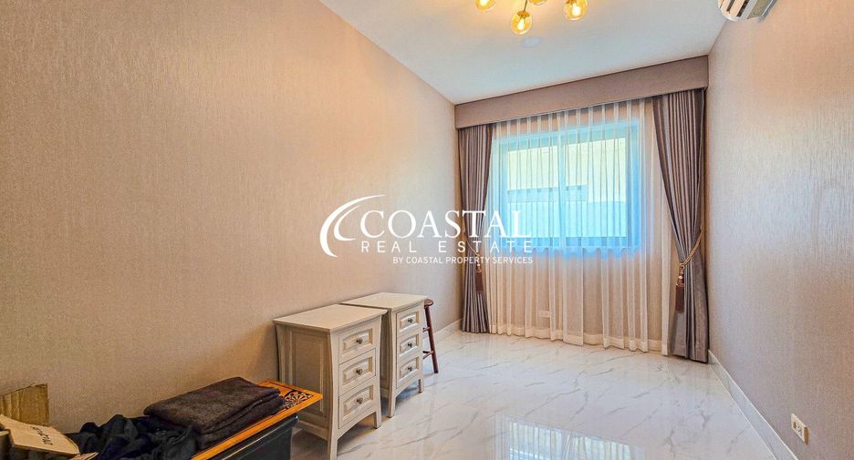 For sale 4 bed house in Bang Lamung, Chonburi