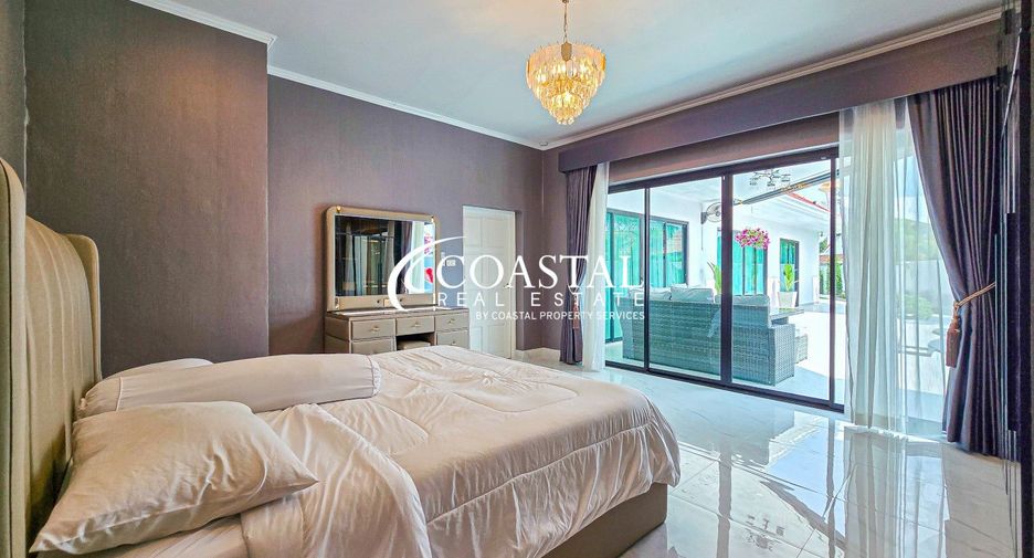 For sale 4 bed house in Bang Lamung, Chonburi