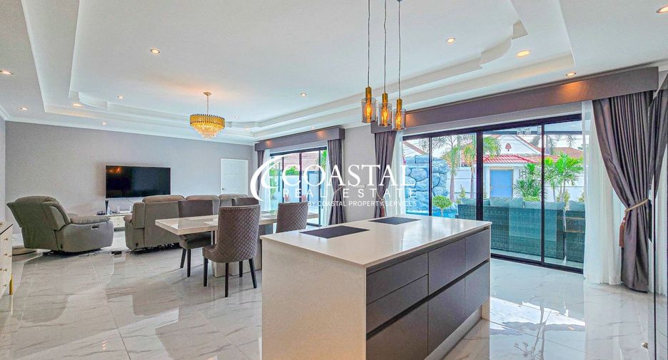 For sale 4 bed house in Bang Lamung, Chonburi