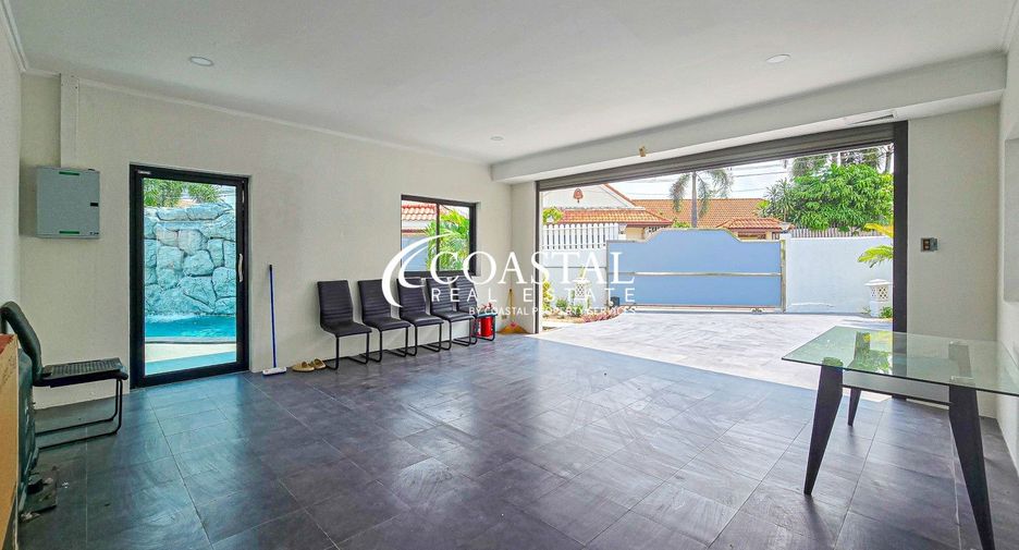 For sale 4 bed house in Bang Lamung, Chonburi
