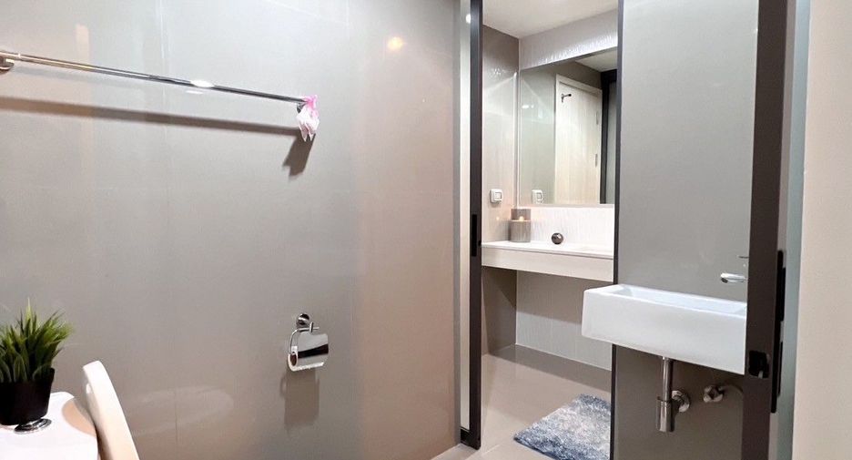 Condo en alquiler y en venta de 1 habitaciones en Khlong Toei, Bangkok