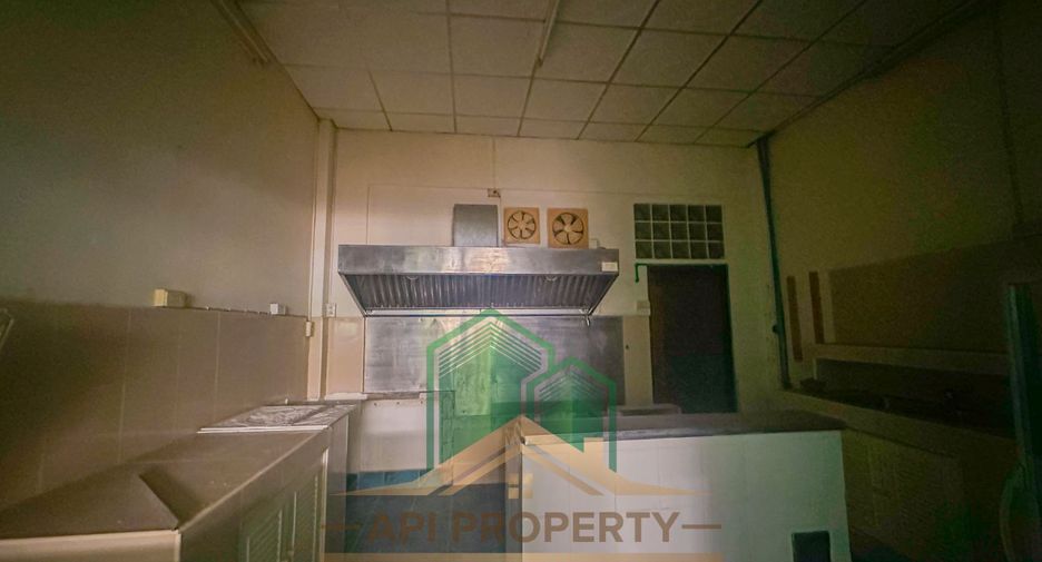 For sale 5 bedrooms retail Space in Bang Lamung, Chonburi