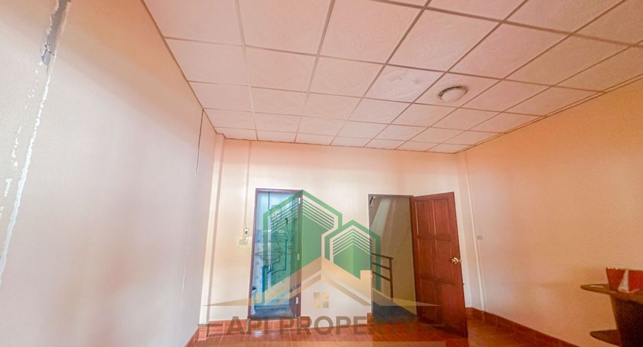 For sale 5 bedrooms retail Space in Bang Lamung, Chonburi