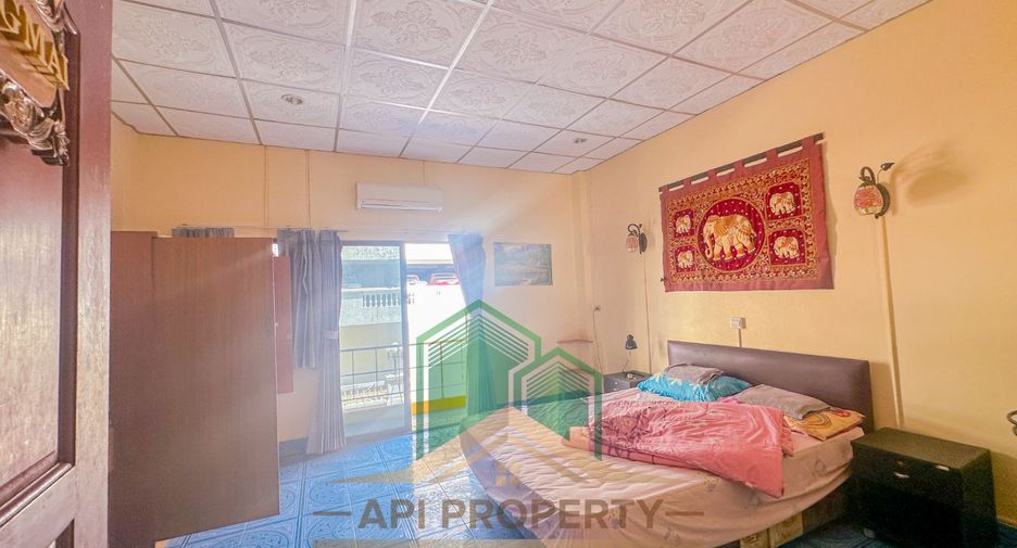 For sale 5 bedrooms retail Space in Bang Lamung, Chonburi