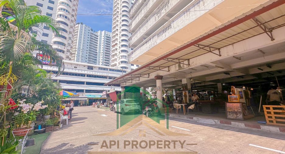 For sale 5 bedrooms retail Space in Bang Lamung, Chonburi