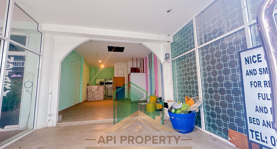 For sale 5 bedrooms retail Space in Bang Lamung, Chonburi