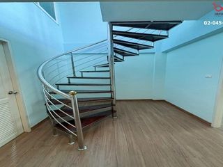 For sale 4 Beds retail Space in Phrom Khiri, Nakhon Si Thammarat