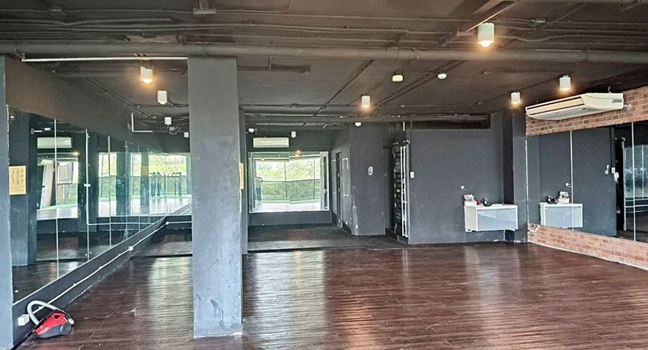 Gewerbefläche zur Miete in Watthana, Bangkok