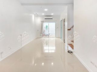 For rent and for sale 3 bed townhouse in Pak Kret, Nonthaburi