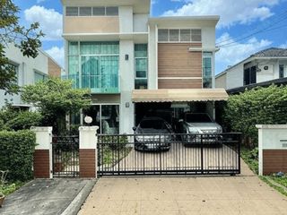 For sale 3 Beds house in Lat Krabang, Bangkok