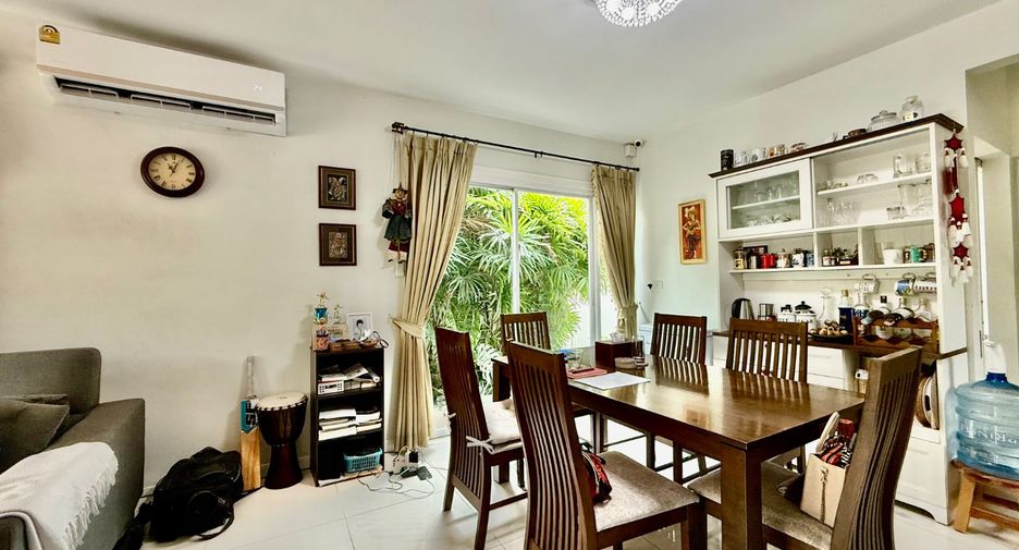 For sale 3 bedrooms house in Lat Krabang, Bangkok