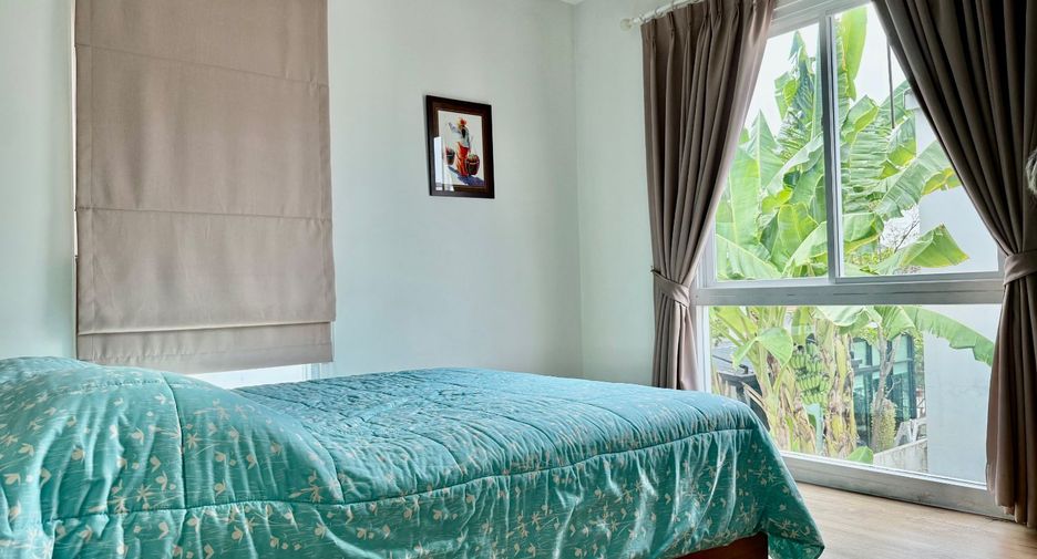 For sale 3 bedrooms house in Lat Krabang, Bangkok