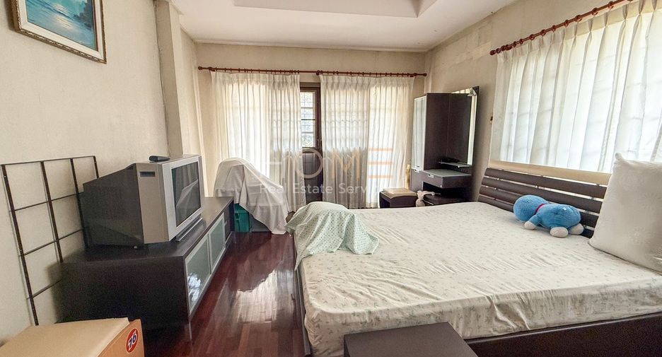 Casa en venta de 3 habitaciones en Lat Krabang, Bangkok