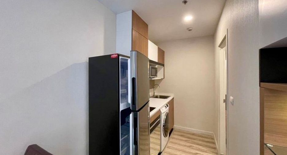 For rent 2 bedrooms condo in Si Racha, Chonburi