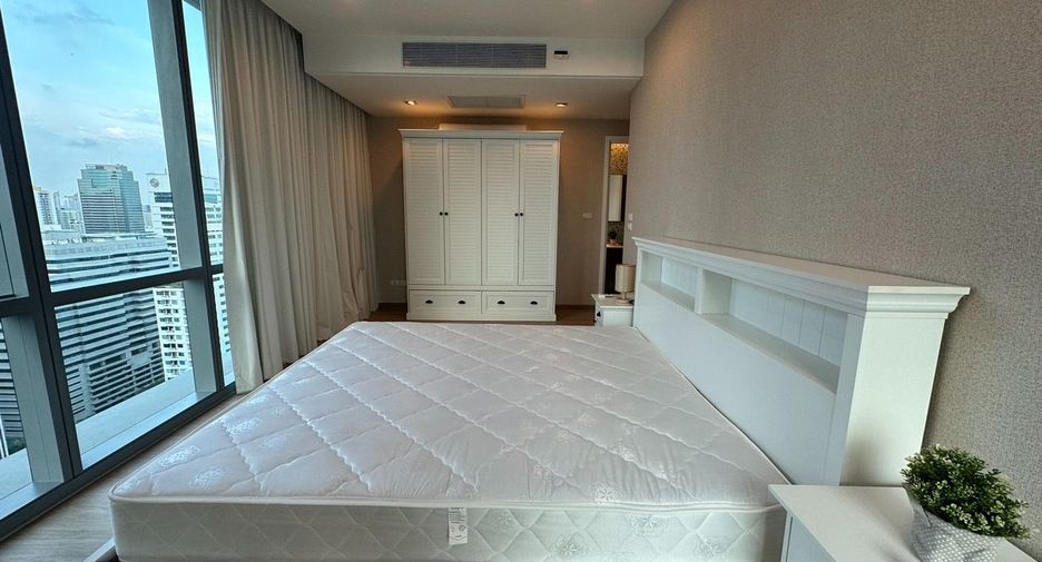 For rent そして for sale 2 ベッドルーム condo in Watthana, Bangkok
