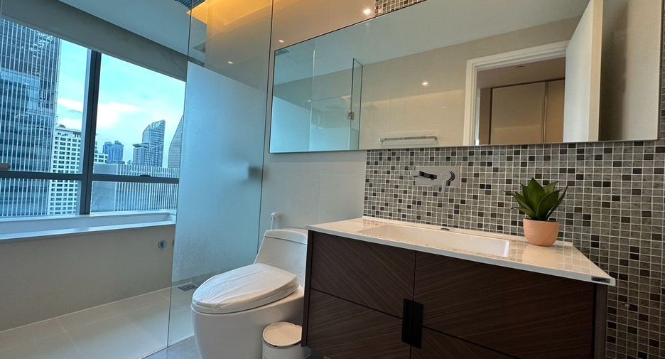 For rent そして for sale 2 ベッドルーム condo in Watthana, Bangkok