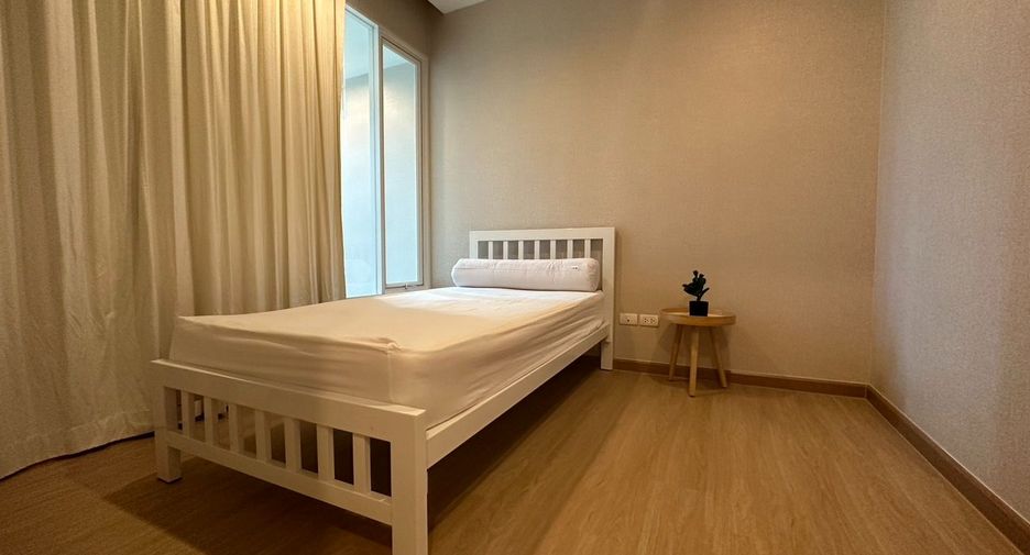 For rent そして for sale 2 ベッドルーム condo in Watthana, Bangkok