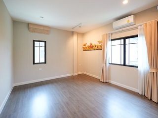For sale 5 bed house in Pak Kret, Nonthaburi