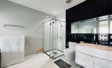 For sale 1 Beds condo in Pathum Wan, Bangkok