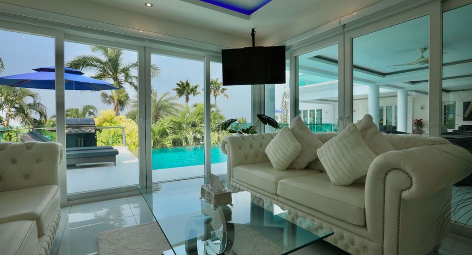 For sale 6 bed house in Bang Lamung, Chonburi