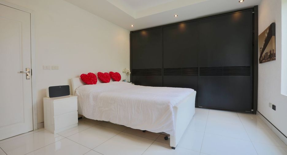 For sale 6 bed house in Bang Lamung, Chonburi