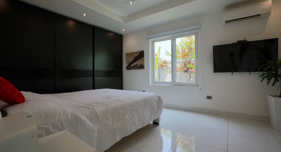 For sale 6 bed house in Bang Lamung, Chonburi