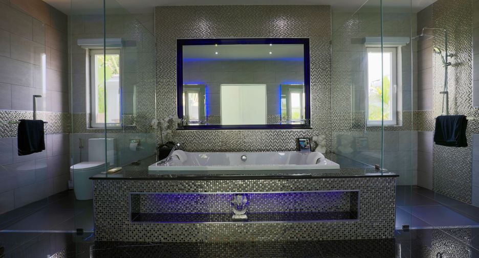 For sale 6 bed house in Bang Lamung, Chonburi