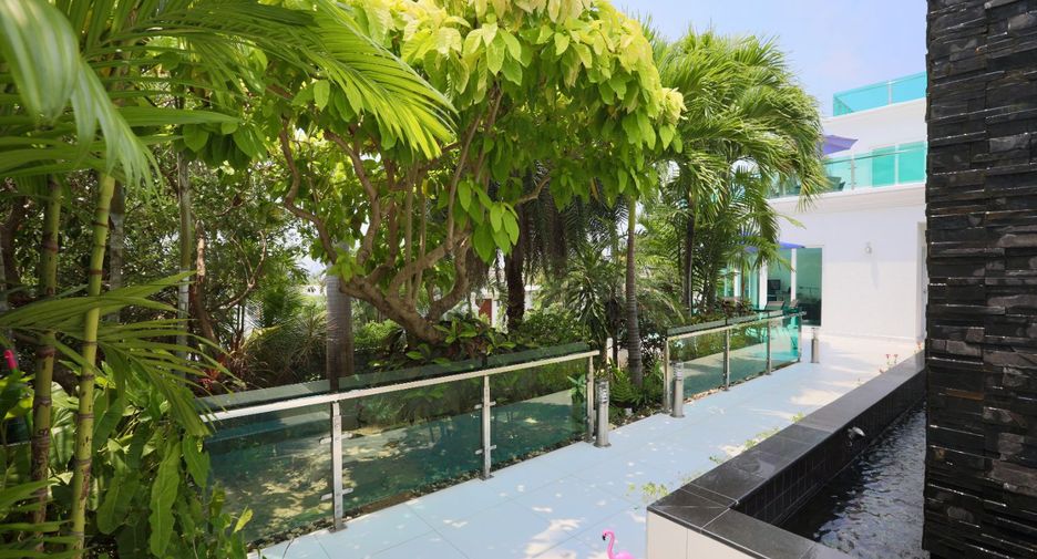 For sale 6 bed house in Bang Lamung, Chonburi