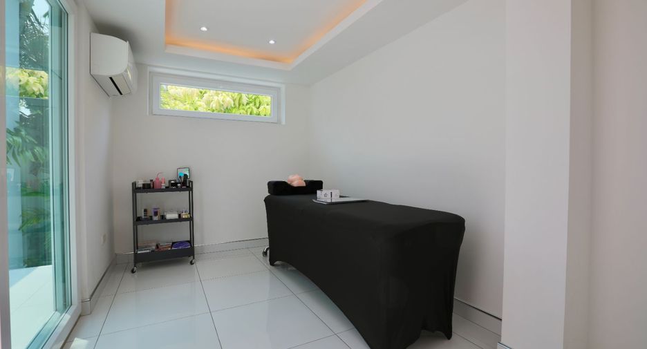 For sale 6 bed house in Bang Lamung, Chonburi