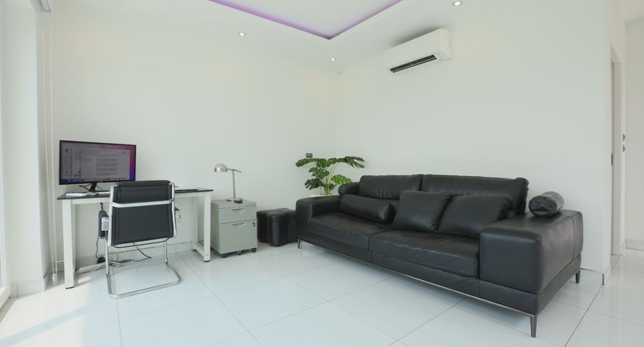 For sale 6 bed house in Bang Lamung, Chonburi