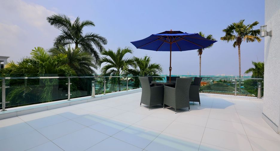 For sale 6 bed house in Bang Lamung, Chonburi
