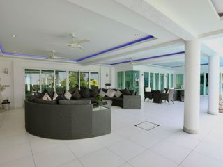 For sale 6 bed house in East Pattaya, Pattaya