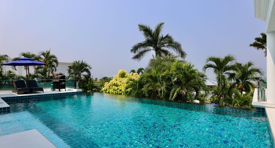 For sale 6 bed house in Bang Lamung, Chonburi