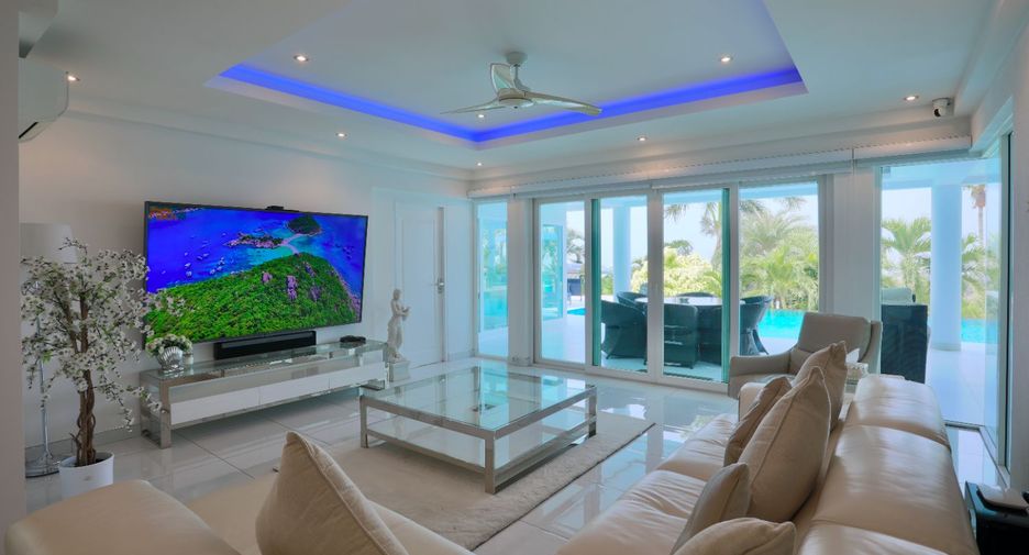 For sale 6 bed house in Bang Lamung, Chonburi