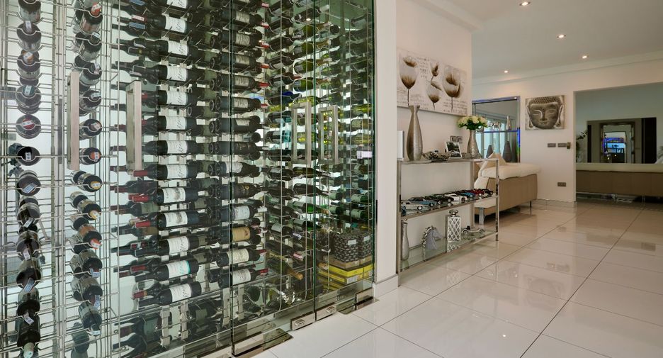 For sale 6 bed house in Bang Lamung, Chonburi