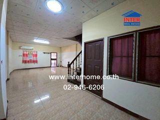 For sale 4 Beds townhouse in Lam Luk Ka, Pathum Thani