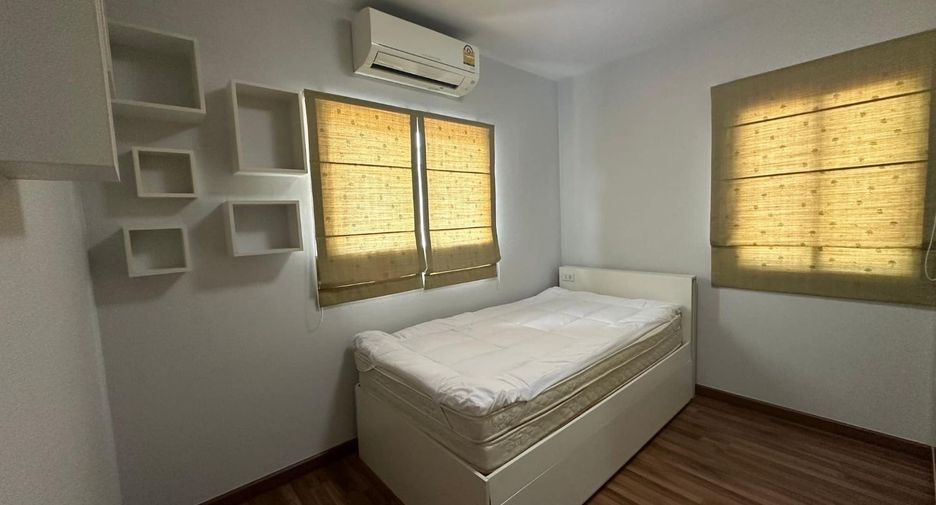 For rent 3 bedrooms house in Lat Krabang, Bangkok