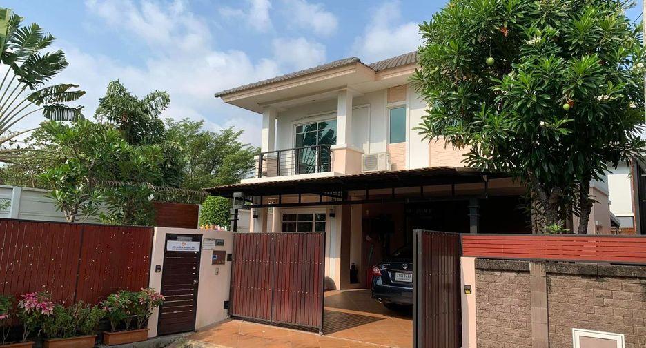 For rent 3 bedrooms house in Lat Krabang, Bangkok