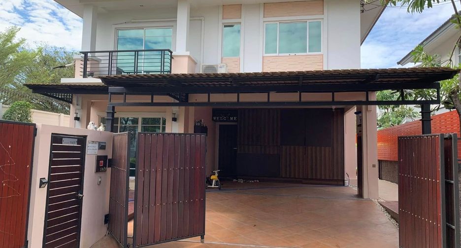 For rent 3 bedrooms house in Lat Krabang, Bangkok