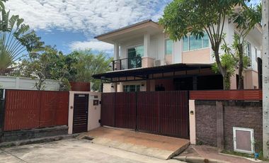 ให้เช่า 3 ห้องนอน บ้านเดี่ยว ใน ลาดกระบัง, กรุงเทพฯ