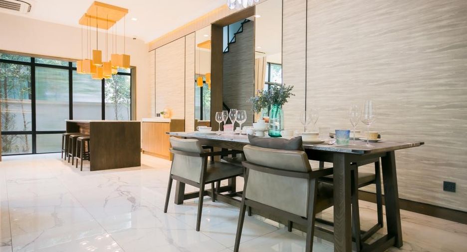 Haus zur Miete und zum Kauf mit 3 Zimmer in Wang Thonglang, Bangkok