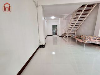 For sale 2 bedrooms townhouse in Bang Khun Thian, Bangkok