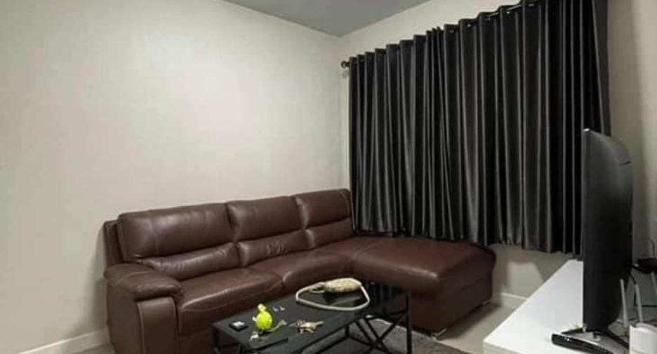 For rent 3 bedrooms townhouse in Bang Phli, Samut Prakan