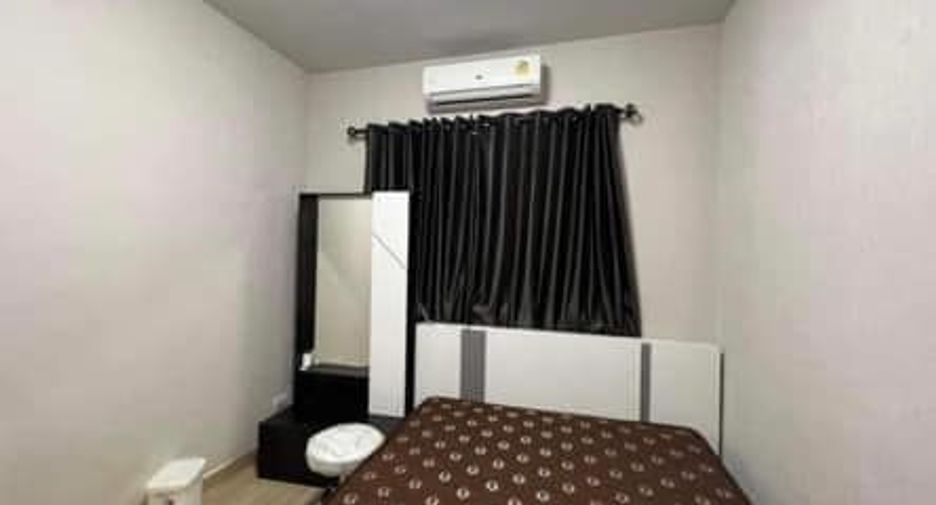 For rent 3 bedrooms townhouse in Bang Phli, Samut Prakan