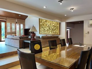 Villa zum Kauf mit 4 Zimmer in Bang Lamung, Chonburi