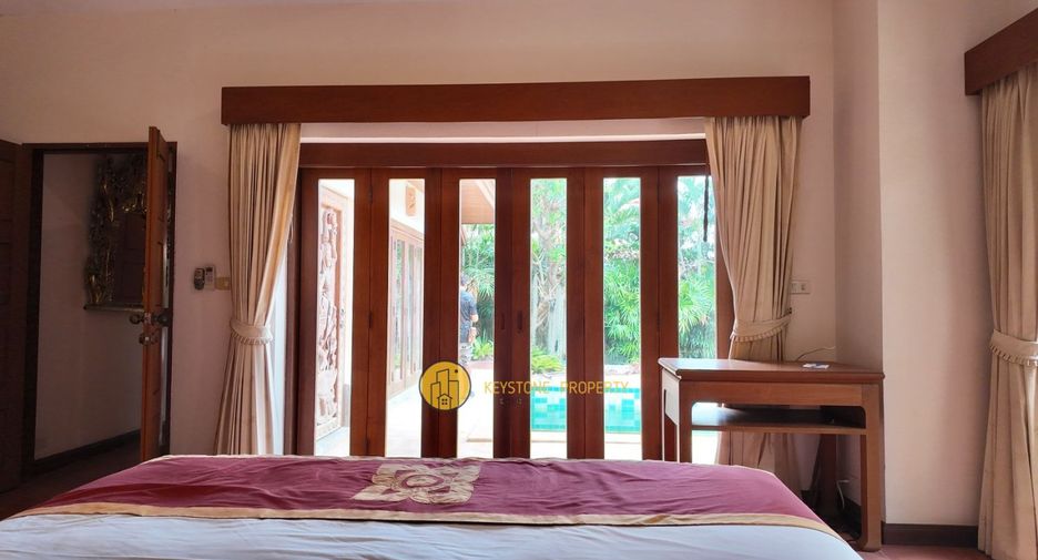 For sale 4 ベッドルーム villa in Bang Lamung, Chonburi