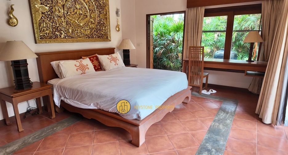 For sale 4 ベッドルーム villa in Bang Lamung, Chonburi