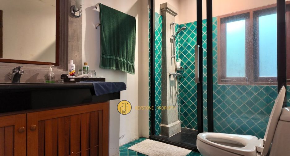 For sale 4 ベッドルーム villa in Bang Lamung, Chonburi